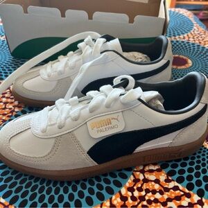 Puma Palermo White Sneakers in Women's, Sz 7, NIB